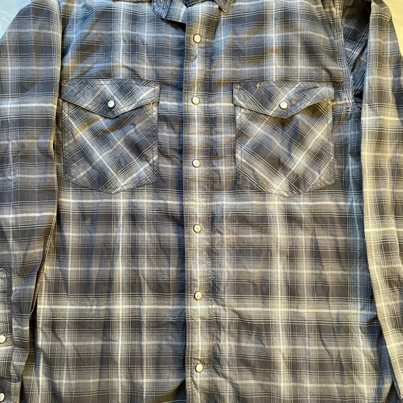 Carhartt Flannel Heavy Button Down Long Sleeve - Picture 2 of 6